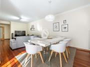 Magnífico apartamento T4 com garagem para 2 carros, a...