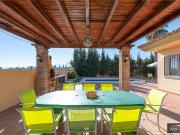 ¡MAGNÍFICO CHALET CON PISCINA EN CERRALBA!