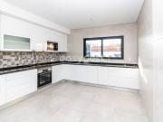 Magnífico T4 Top Floor com garagem e terraço privativo...