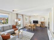 Magnifique appartement 2 pièces dernier étage avec cuisine é