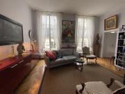 MAGNIFIQUE APPARTEMENT DANS UN IMMEUBLE DU XVIIème