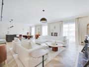 Magnifique appartement refait à neuf meublé 140 m2...