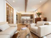 MAGNIFIQUE APPARTEMENT RÉNOVÉ AU CŒUR DE LA BANANE