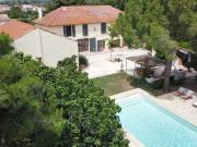 Magnifique bâtisse rénovée à Arles!