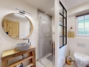 Magnifique chalet entièrement rénové, idéalement situé à...