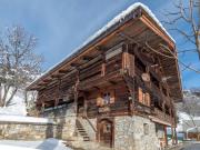 Magnifique chalet traditionnel de 225 m² avec Mazot en...