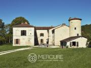 Magnifique Chateau Et Dependances 150 Ha 820m² Saint...