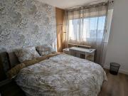 Magnifique coloc  Chambre type hôtel avec TV