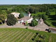 Magnifique domaine de 30 hectares à quelques kilomètres... Magnifique domaine de 30 hectares à quelques kilomètres...