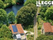 Magnifique emplacement pour ces deux biens avec vues sur...