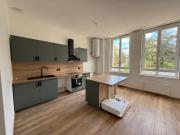 Magnifique F3 rénové à NEUF de 61m2 avec PARKING à louer...