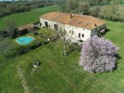 Magnifique Fermette de Campagne Sans Voisins Proches Sur...