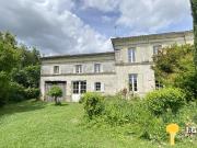 Magnifique longère en pierre à finir de rénover de 239m2...