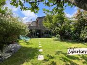 Maison de caractère 161 m² avec jardin paysager et...