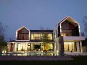 Magnifique maison de style moderne située à Mae Rim