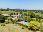 Magnifique mas de 410m2 sur 6380m2 de parc avec piscine