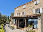 MAGNIFIQUE MAS DU XVIIIème SIECLE ET SA VUE MER