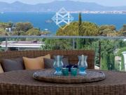 Magnifique penthouse avec vue mer et jacuzzi 104m² Antibes