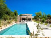 Magnifique propriété dans le domaine de Terre Blanche...