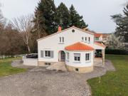 Magnifique propriété de 325 m² sur un parc de plus de...