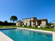 Magnifique propriété en pierre dans le Luberon 258m² Gordes