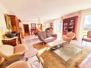 Magnifique propriété en pierre de 149 m2 à Cléguer...