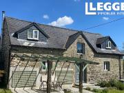 Magnifique propriété en pierre de deux chambres, avec...