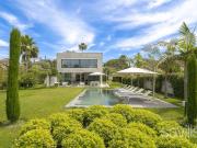 Magnifique propriété rénovée avec piscine