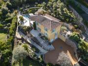 MAGNIFIQUE VILLA 234 m² à MONTAUROUX!