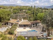 Magnifique villa à vendre proche de Valbonne