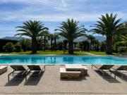 MAGNIFIQUE VILLA AVEC VUE MONTAGNES ET OCÉAN