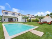 Magnifique Villa Contemporaine avec piscine à Cogolin