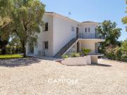 Magnifique villa de 266 m², rénovée dans un esprit...