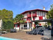 Magnifique maison familiale basque avec appartement...