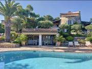 Magnifique villa Provencale 5 pièces à louer à l'année Magnifique villa Provencale 5 pièces à louer à l'année