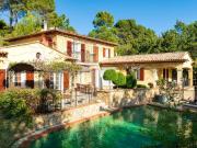 Magnifique Villa Provencale De 275M² Sur 7000M² 260m²...