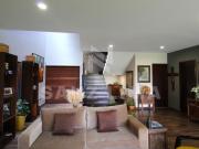 MAGNO RESIDENCIAL: Lujosa, luminosa y amplia residencia....