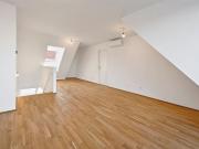 MAI HIGH SONETTE >> Moderne Duplex Wohnung mit...