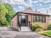 Main 124 Mcmurchy Avenue S, Brampton, ON, L6Y 1Y9 house...