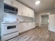 Main 1450 Dundas St E: Terrific Main Floor Leslieville...