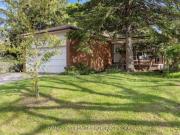 Main 73 Centre Avenue