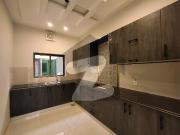 Main Boulevard House Decent Design Bahria Town Phase 8...