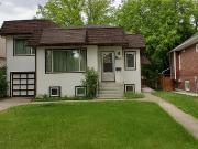 Main Floor, 2 bdrm House, 5 Mn Walk To University Of...