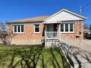 Main Floor 63 Lockerbie Avenue, Toronto, ON, M9N 3A3 house.