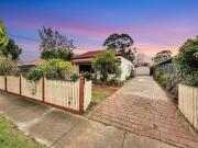 Main Road Gem Develop, Occupy or Invest!