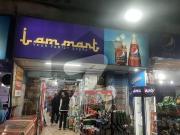 Main road shop available for sale in bk 16 gulistan e jauhar
