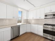Main St Apt,new York, Flat For Sale