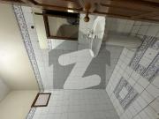 Maintained one unit bungalow for rent gulshan e iqbal...