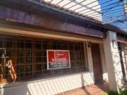 Maipú, frente a la plaza, casa de 2 dormitorios, 2...