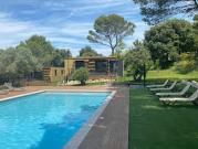 Maison avec piscine et terrasse